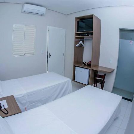 Hotel Imperio Paranaíba Buitenkant foto