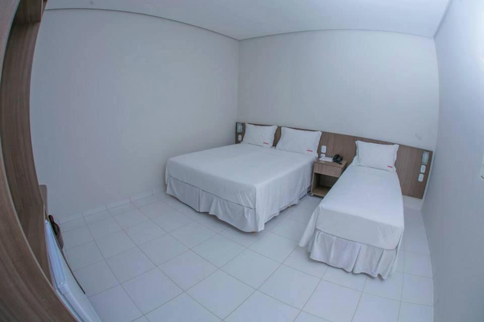 Hotel Imperio Paranaíba Buitenkant foto